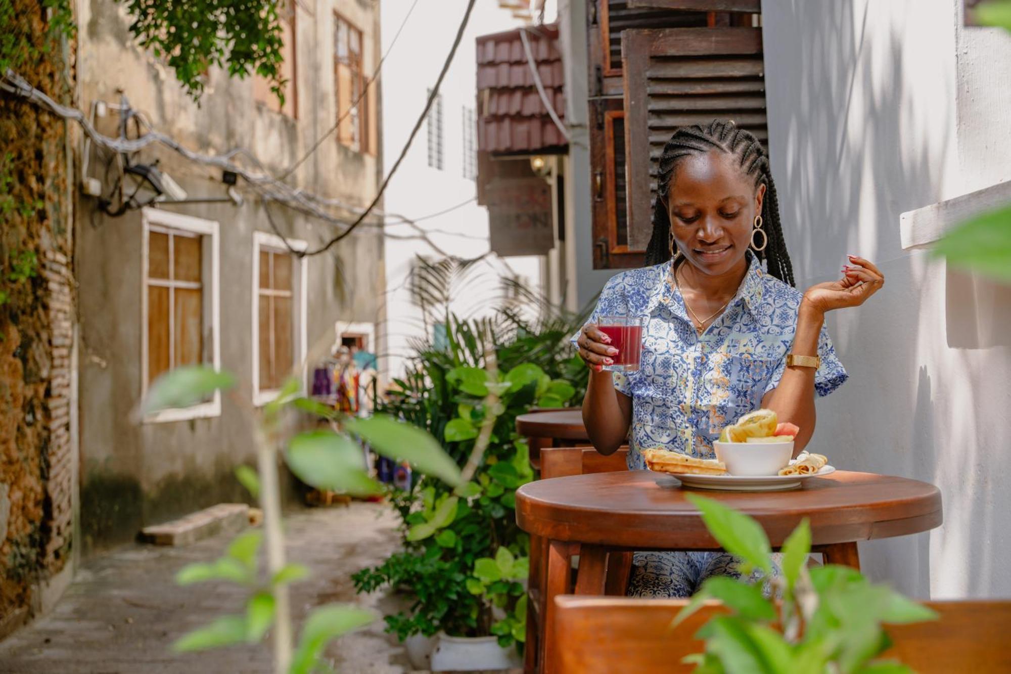 Shoki Shoki House Stone Town Hotel Zanzibar Exterior photo